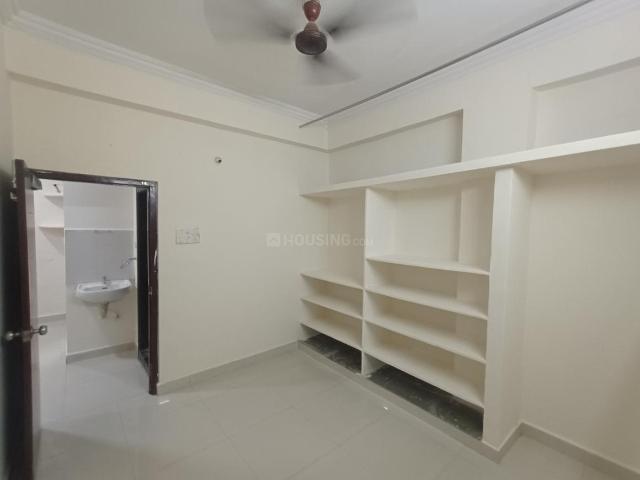 2 BHK Apartment in Banjara Hills for rent Hyderabad. The reference number is 20712288