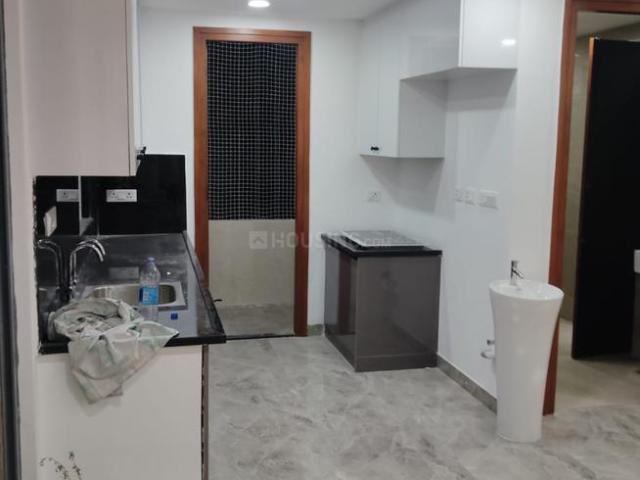 2 BHK Apartment in Banjara Hills for rent Hyderabad. The reference number is 20231827