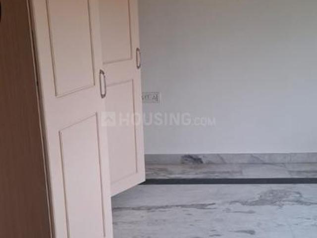 2 BHK Apartment in Banjara Hills for rent Hyderabad. The reference number is 20247423