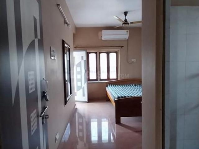 2 BHK Apartment in Bansdroni for rent Kolkata. The reference number is 19982404