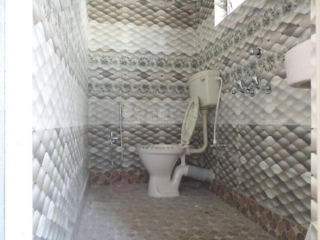 2 BHK Apartment in Bansdroni for resale Kolkata. The reference number is 19893950