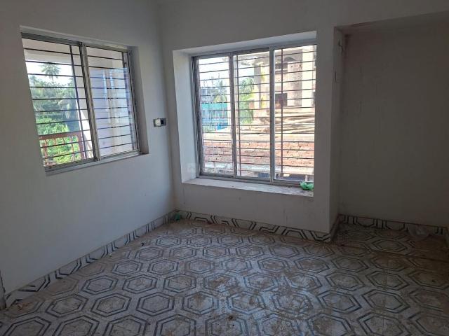 2 BHK Apartment in Bansdroni for resale Kolkata. The reference number is 19910389
