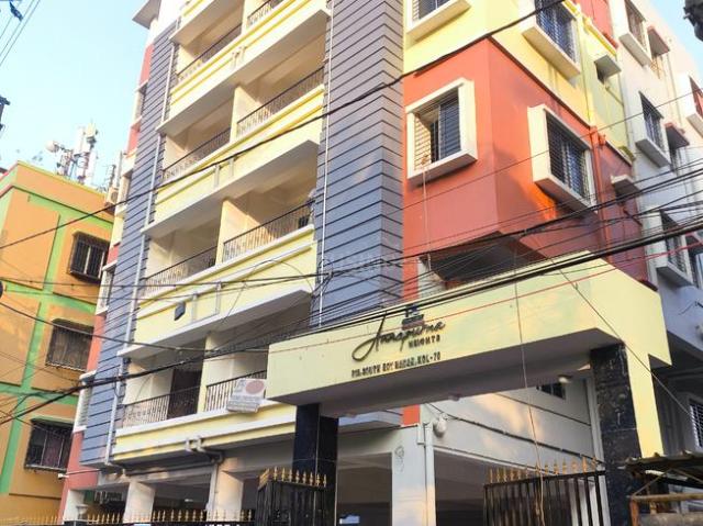 2 BHK Apartment in Bansdroni for resale Kolkata. The reference number is 20583305