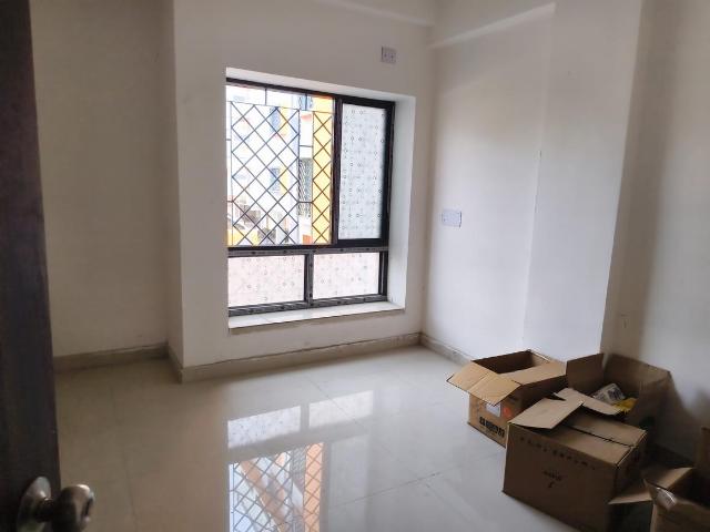2 BHK Apartment in Baranagar for resale Kolkata. The reference number is 20082953