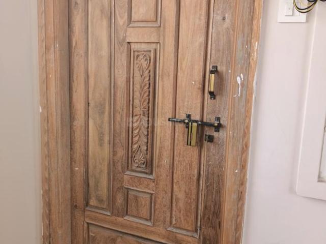 2 BHK Apartment in Beeramguda for resale Sangareddy. The reference number is 18957357