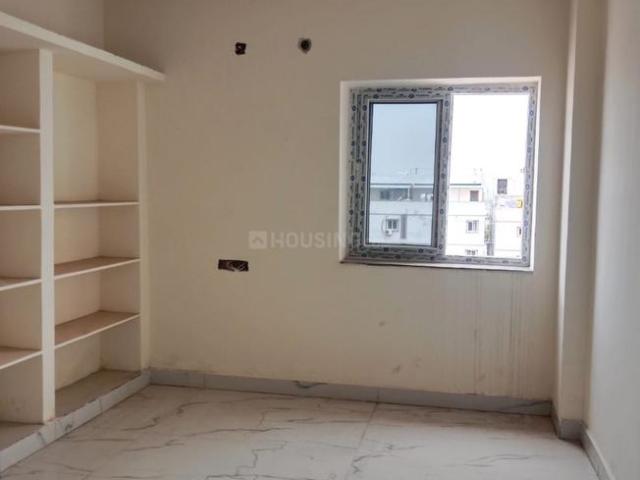 2 BHK Apartment in Beeramguda for resale Sangareddy. The reference number is 20497203