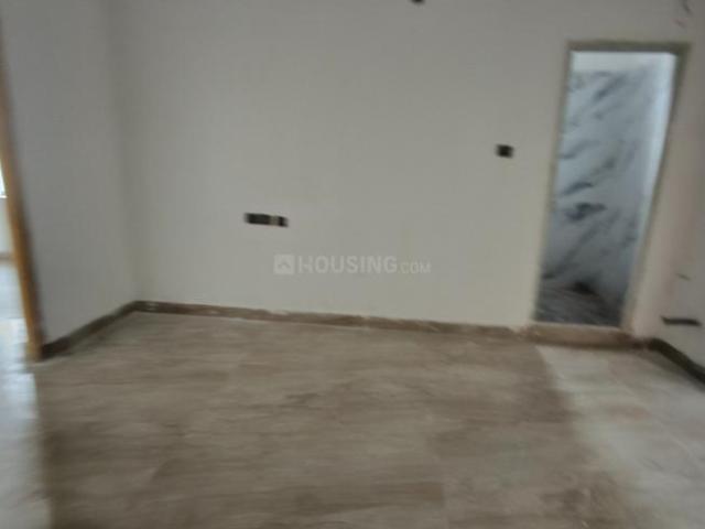 2 BHK Apartment in Beeramguda for resale Sangareddy. The reference number is 20376565