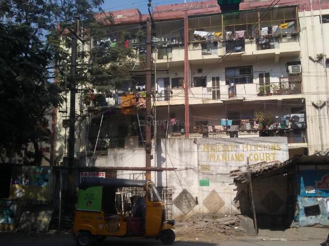 2 BHK Apartment in Begumpet for resale Hyderabad. The reference number is 19975476