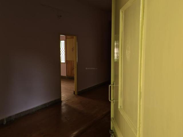 2 BHK Apartment in Begumpet for resale Hyderabad. The reference number is 9421676