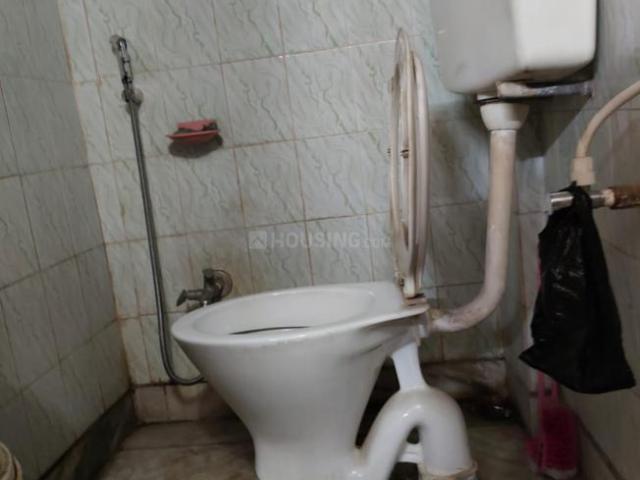 2 BHK Apartment in Behala Chowrasta for rent Kolkata. The reference number is 20648711