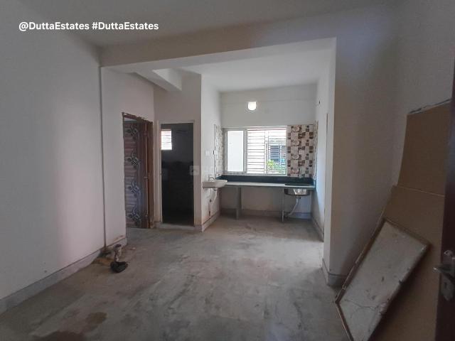 2 BHK Apartment in Behala Chowrasta for resale Kolkata. The reference number is 20310965