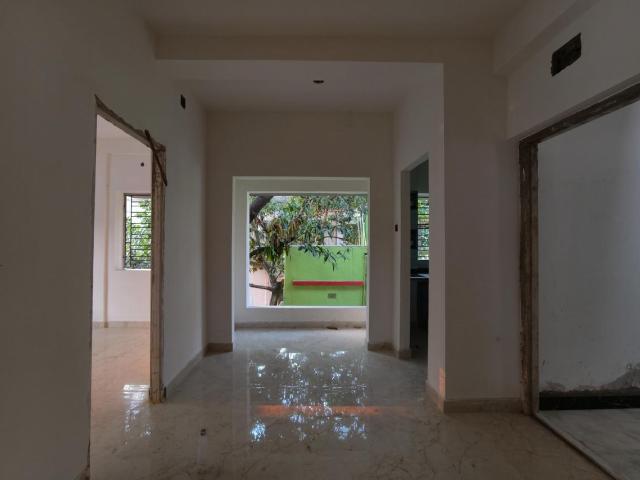 2 BHK Apartment in Behala Chowrasta for resale Kolkata. The reference number is 20398769
