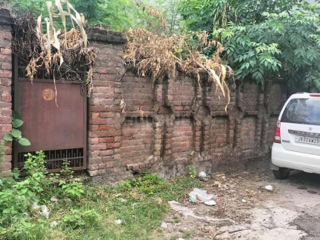 2 BHK Apartment in Behala for resale Kolkata. The reference number is 11271003