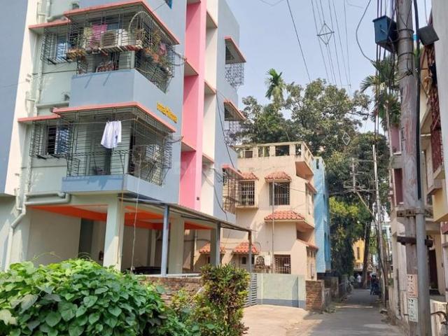 2 BHK Apartment in Behala for resale Kolkata. The reference number is 14364369