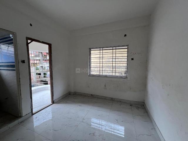 2 BHK Apartment in Behala for resale Kolkata. The reference number is 14820559