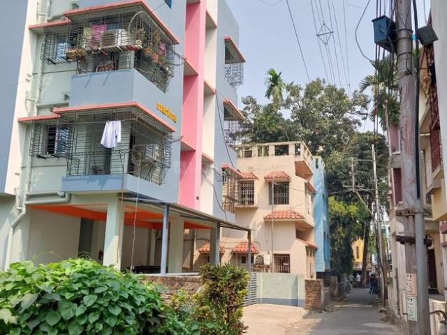 2 BHK Apartment in Behala for resale South Kolkata. The reference number is 17211126