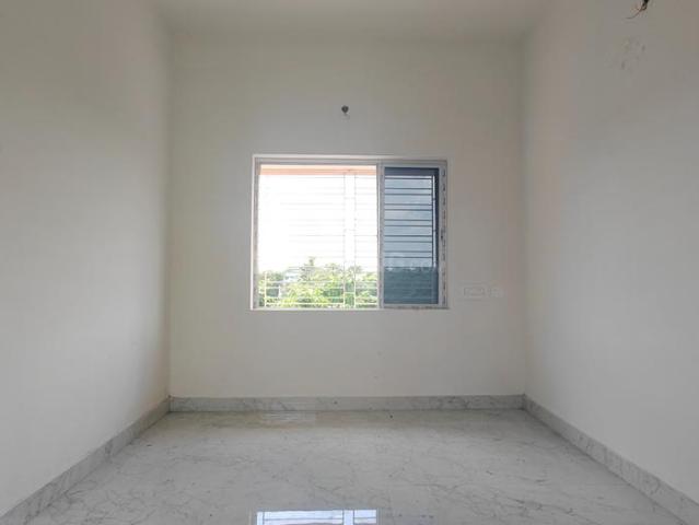 2 BHK Apartment in Behala for resale Kolkata. The reference number is 19795794