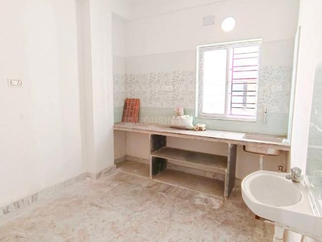 2 BHK Apartment in Behala for resale Kolkata. The reference number is 20248765