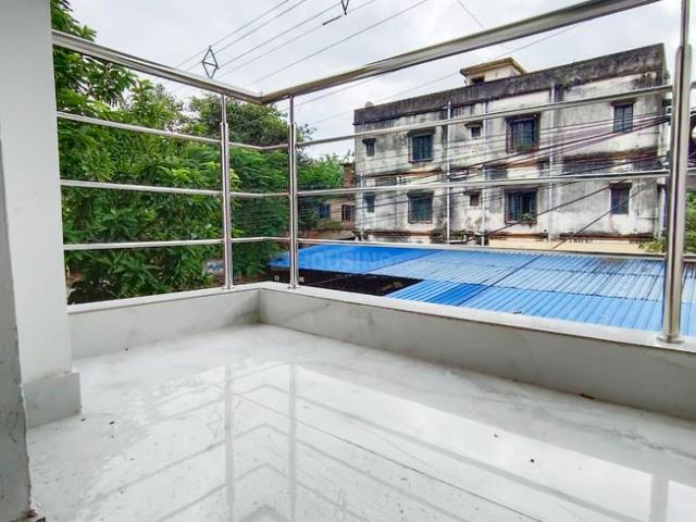 2 BHK Apartment in Behala for resale Kolkata. The reference number is 20356010
