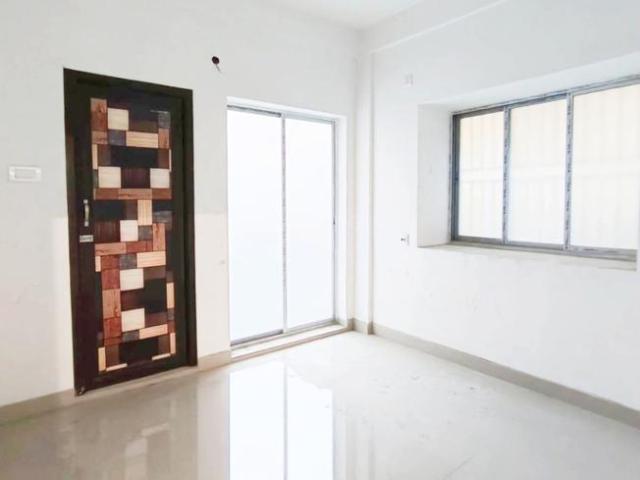 2 BHK Apartment in Behala for resale Kolkata. The reference number is 20386957