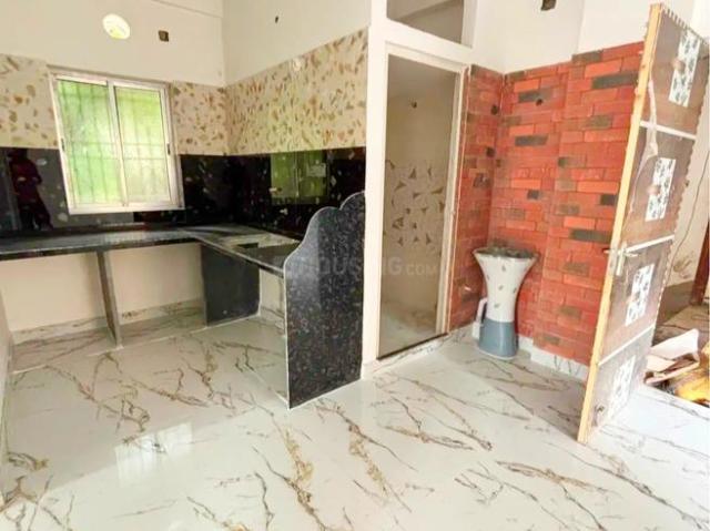 2 BHK Apartment in Behala for resale Kolkata. The reference number is 20449995