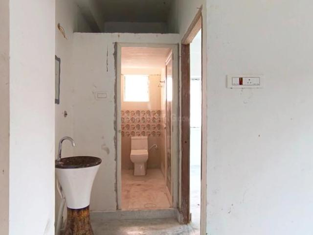 2 BHK Apartment in Behala for resale Kolkata. The reference number is 20591377