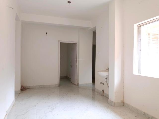 2 BHK Apartment in Behala for resale Kolkata. The reference number is 20810983