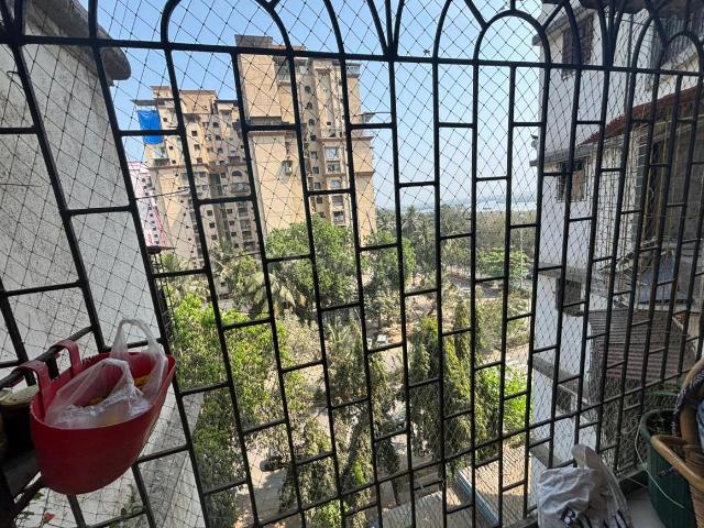 2 BHK Apartment in Belapur CBD for resale Navi Mumbai. The reference number is 20462122