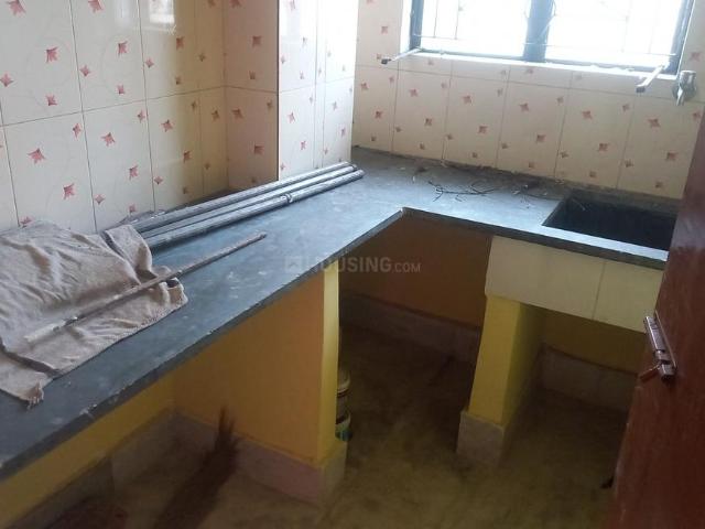 2 BHK Apartment in Beliaghata for resale Kolkata. The reference number is 18220834