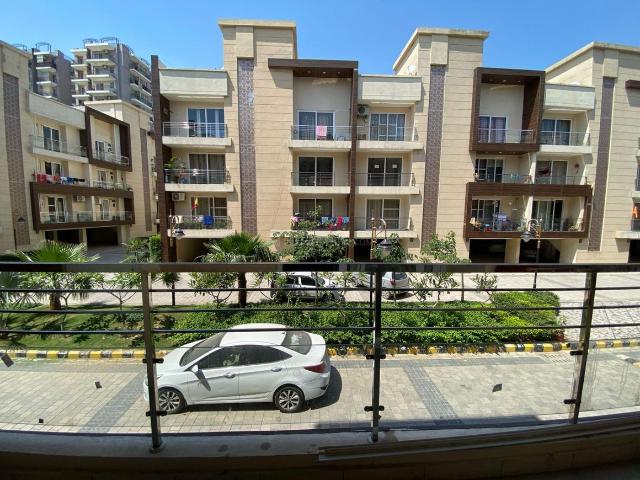 2 BHK Apartment in Bhabat for rent Zirakpur. The reference number is 19627921