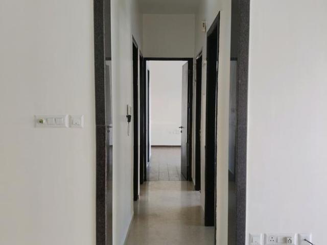2 BHK Apartment in Bhandup West for rent Mumbai. The reference number is 19987088