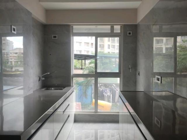 2 BHK Apartment in Bhayandar East for resale Mira Bhayandar. The reference number is 18343613