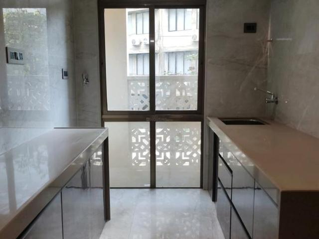 2 BHK Apartment in Bhayandar East for resale Mira Bhayandar. The reference number is 18334448