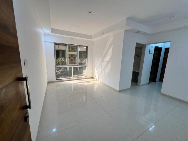 2 BHK Apartment in Bhayandar East for resale Mira Bhayandar. The reference number is 19235428