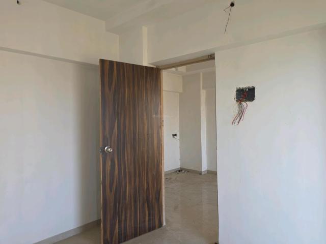 2 BHK Apartment in Bhayandar West for resale Mira Bhayandar. The reference number is 20401554
