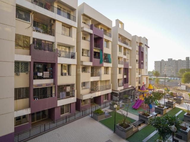 2 BHK Apartment in Bhicholi Mardana for resale Indore. The reference number is 20302973