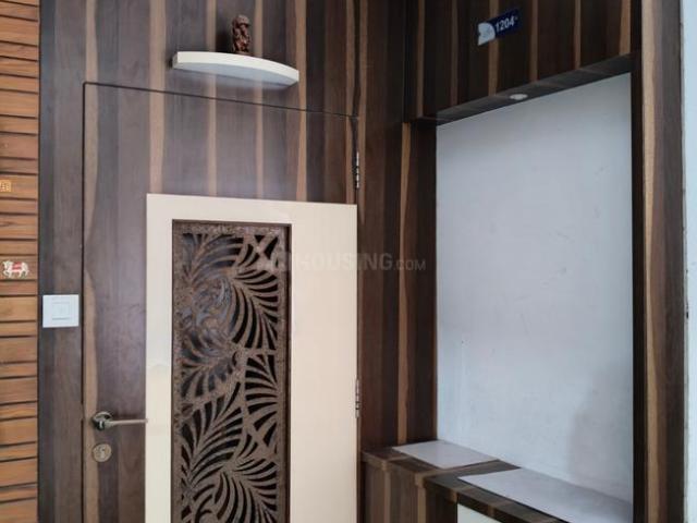2 BHK Apartment in Bhimrad for rent Surat. The reference number is 17650162