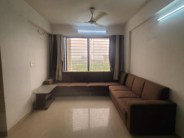 2 BHK Apartment in Bhimrad for rent Surat. The reference number is 18723084