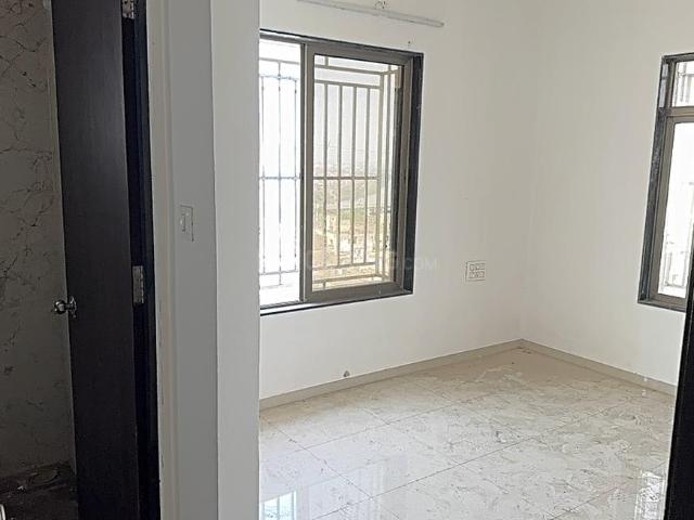 2 BHK Apartment in Bhimrad for rent Surat. The reference number is 19638520