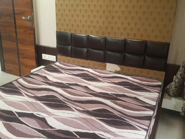 2 BHK Apartment in Bhimrad for rent Surat. The reference number is 20622288