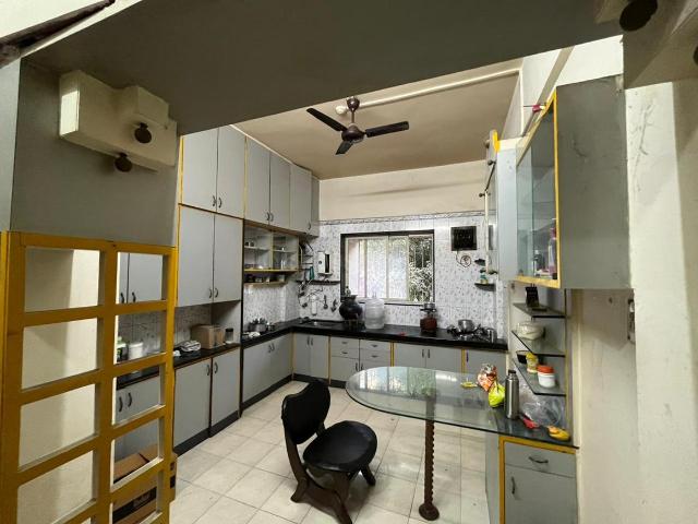 2 BHK Apartment in Bibwewadi for rent Pune. The reference number is 20596346