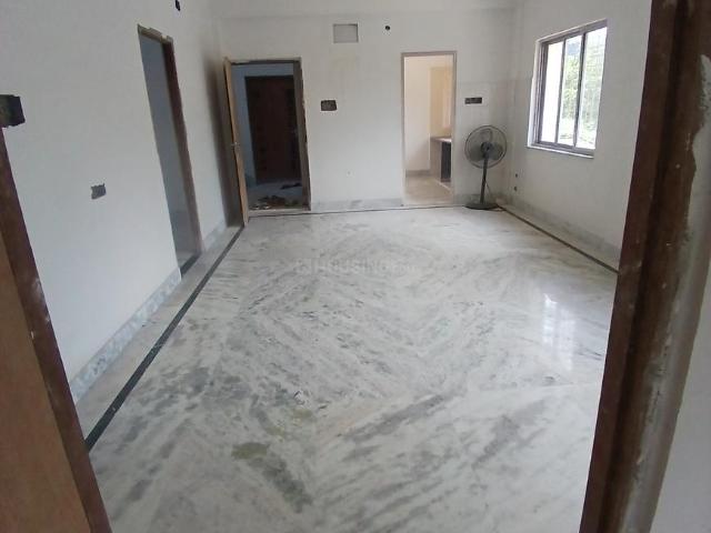 2 BHK Apartment in Bidhan Pally for rent Kolkata. The reference number is 20750415