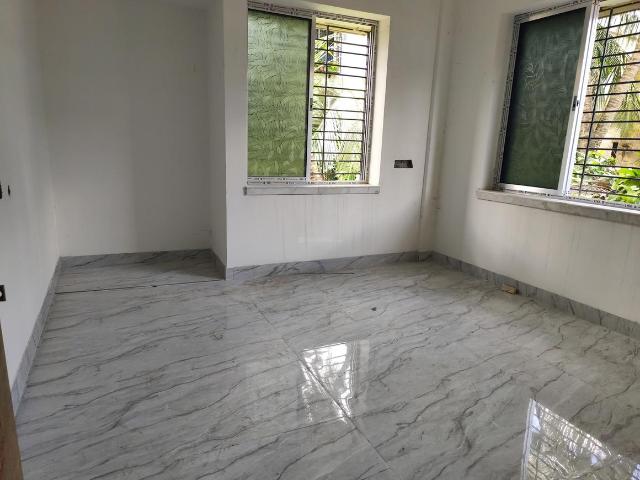 2 BHK Apartment in Bijoygarh for resale Kolkata. The reference number is 20780507