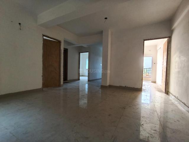 2 BHK Apartment in Birati for resale Kolkata. The reference number is 20740493