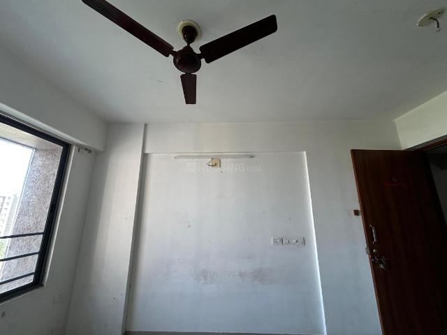 2 BHK Apartment in Gota for rent Ahmedabad. The reference number is 19820742
