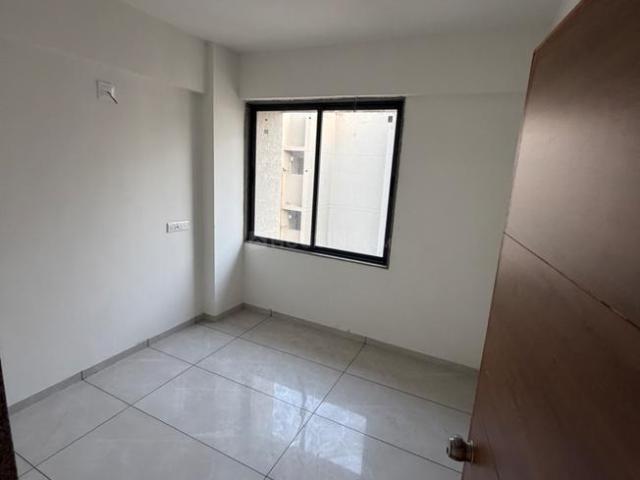 2 BHK Apartment in Gota for rent Ahmedabad. The reference number is 20767144