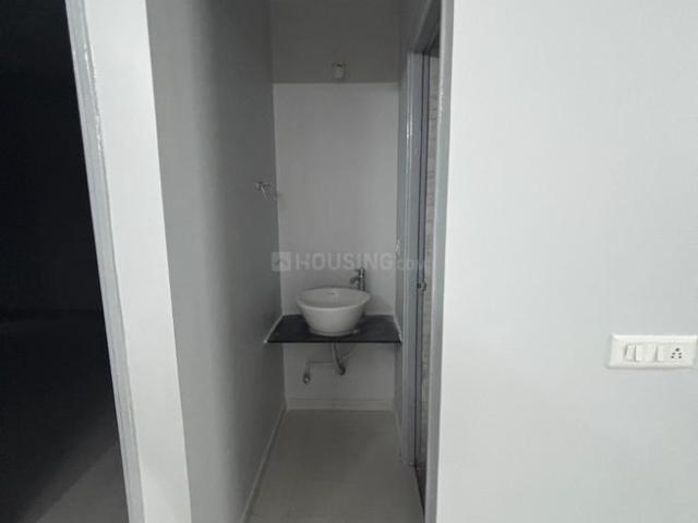 2 BHK Apartment in Gota for rent Ahmedabad. The reference number is 20821855