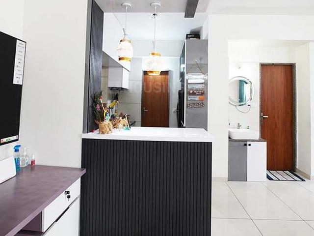 2 BHK Apartment in Gota for resale Ahmedabad. The reference number is 19668392