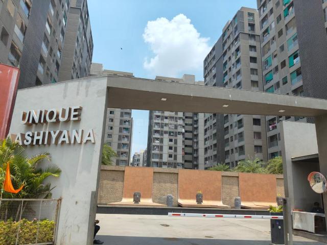 2 BHK Apartment in Gota for resale Ahmedabad. The reference number is 20263726