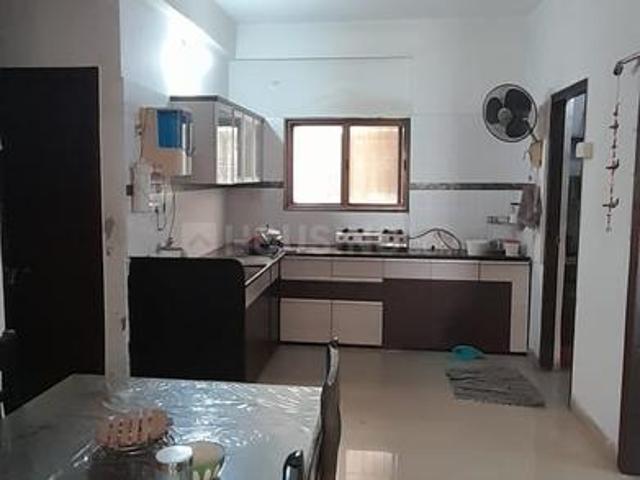 2 BHK Apartment in Gotri for rent Vadodara. The reference number is 14843811